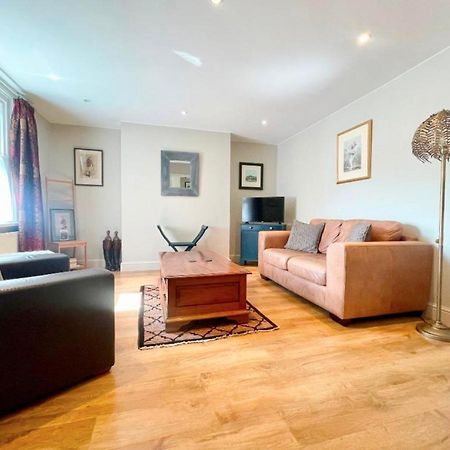 Cheltenham Central Apartment, Parking, Close Bars & Restaurants Τσέλτενχαμ Εξωτερικό φωτογραφία
