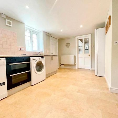 Cheltenham Central Apartment, Parking, Close Bars & Restaurants Τσέλτενχαμ Εξωτερικό φωτογραφία